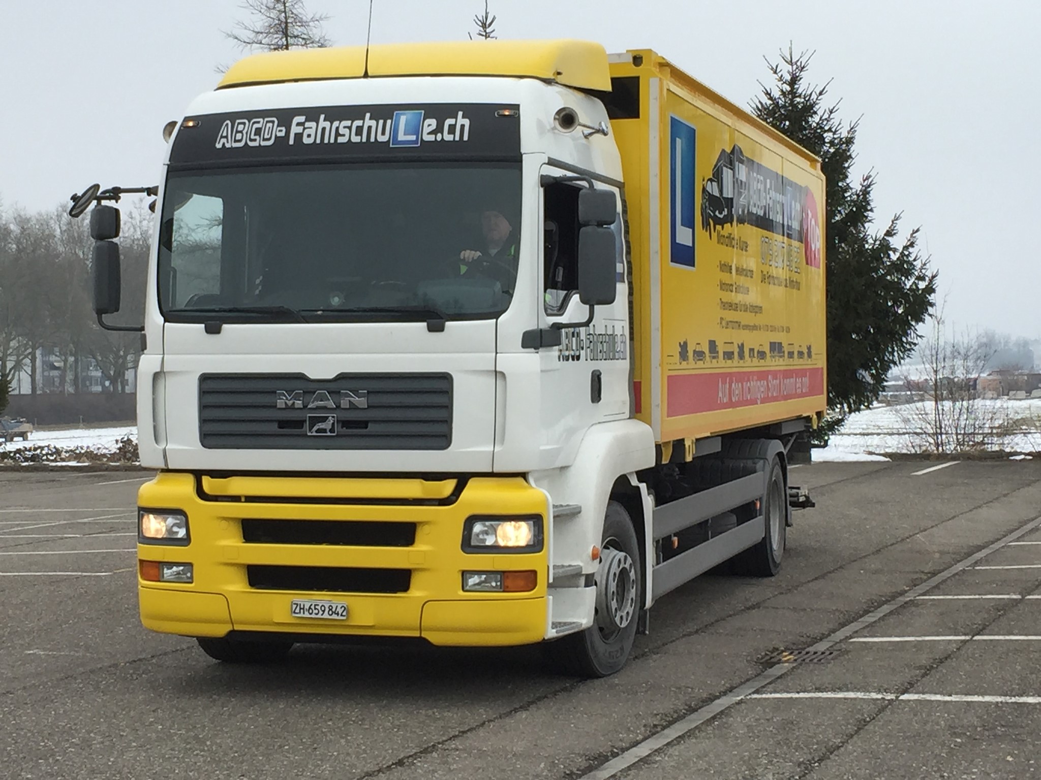 Lastwagenfahrschule in Winterthur Kategorie C Rabatt Lektionen im Januar und Februar 2022